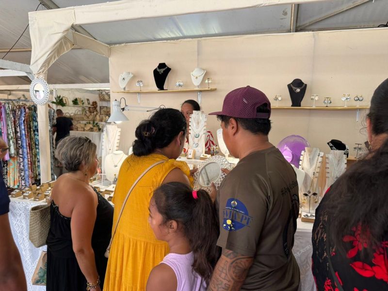 DB Tahiti foire de mai